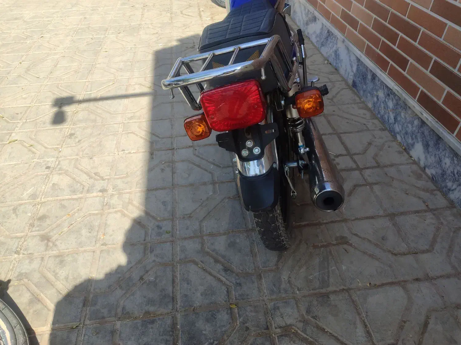 موتور دزدیده شده با پیدا کردن مژدگانی دریافت کنید|موتورسیکلت|گناباد, |دیوار