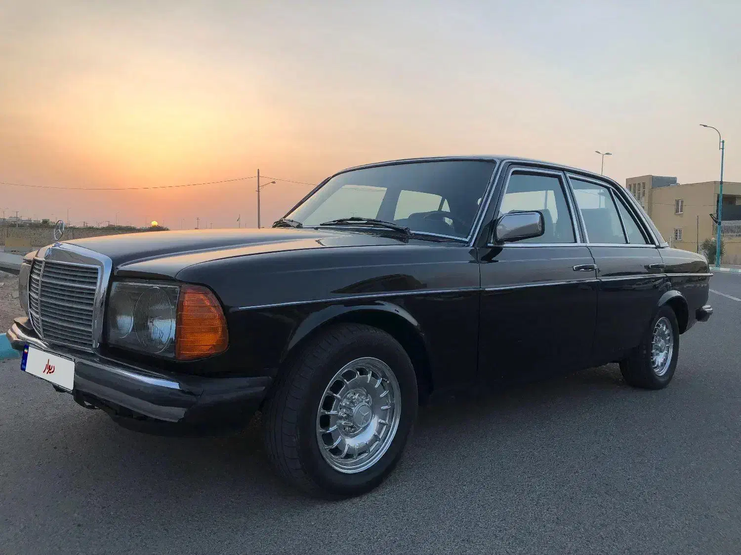 بنز 230 دانشجویی|خودرو کلاسیک|یزد, |دیوار