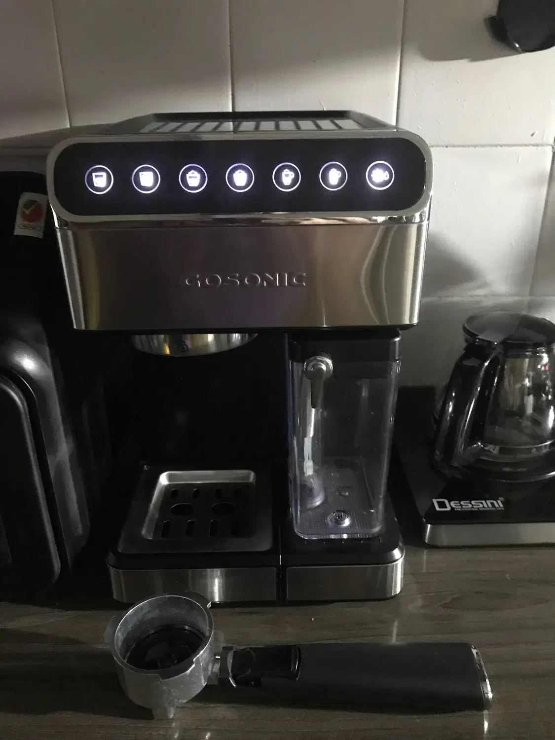 اسپرسوساز نیمه اتومات|سماور، چای‌ساز، قهوه‌ساز|رشت, چمارسرا|دیوار