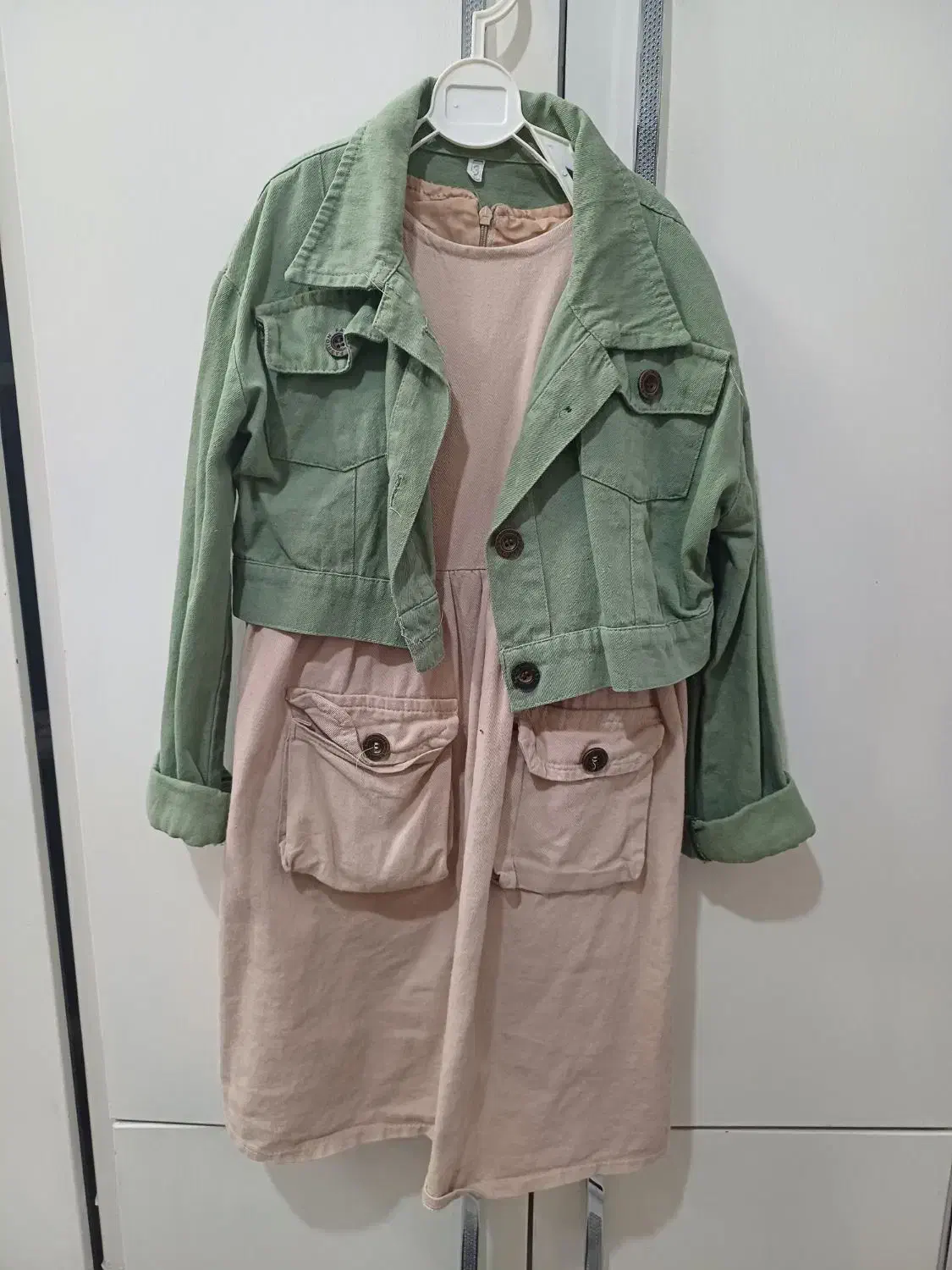 لباس بچگونه در حد نو مناسب یلدا|کفش و لباس بچه|قرچک, زیبا شهر|دیوار