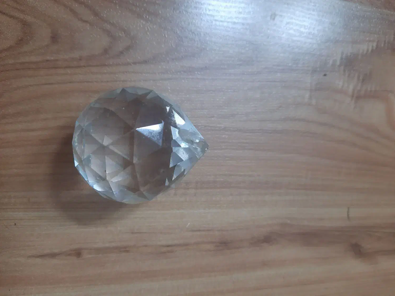 گوی لوستر|لوستر و چراغ آویز|تهران, باغ فیض|دیوار