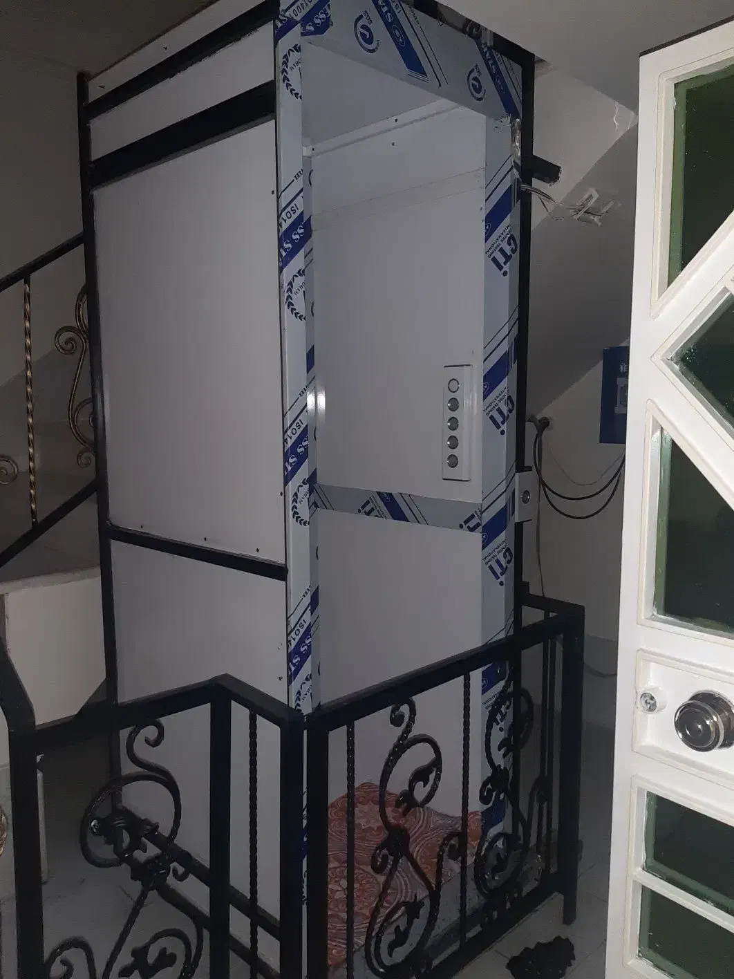 بالابر و نفربر هیدرولیک|خدمات پیشه و مهارت|کرمانشاه, |دیوار