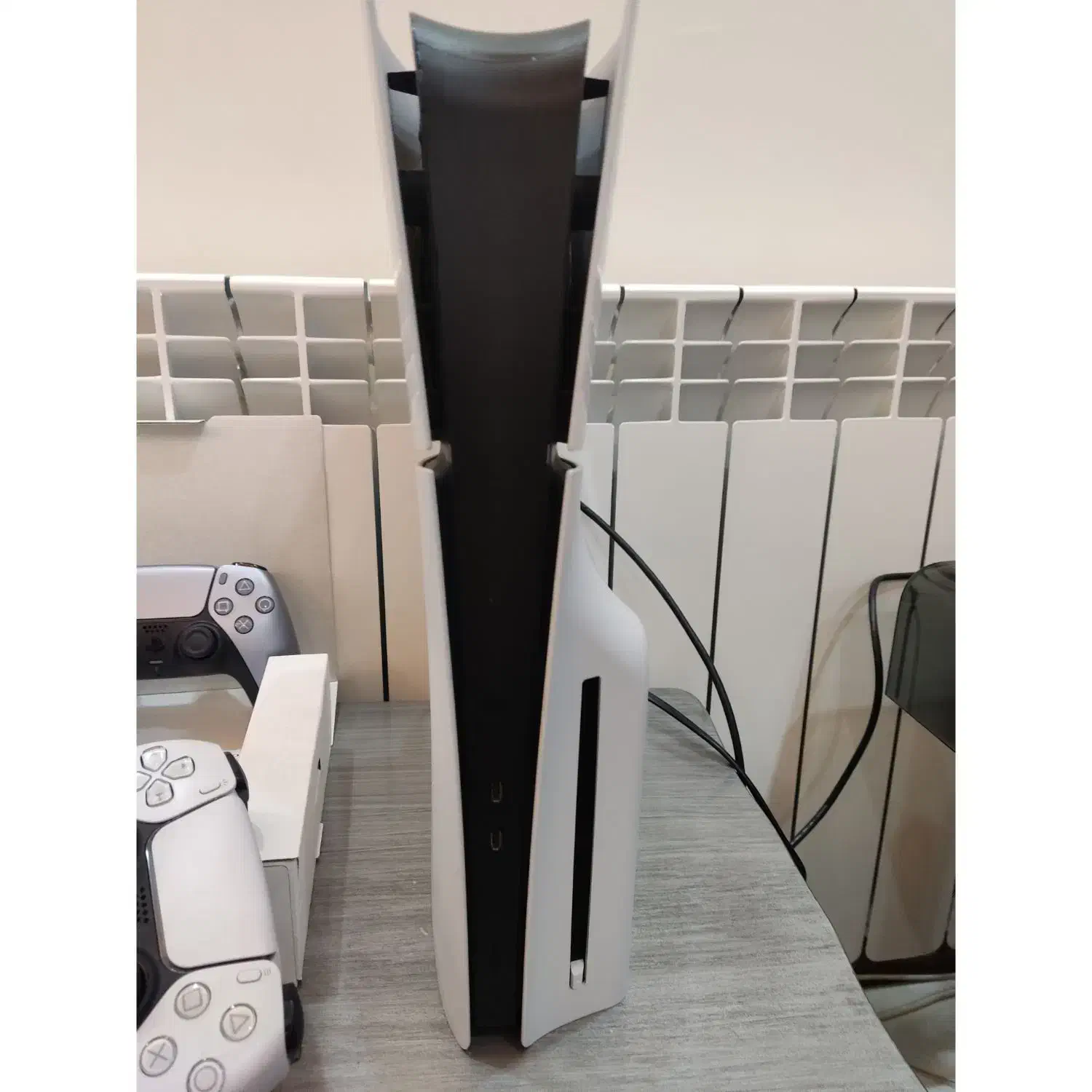 پلی استیشن 5 یک ترا 2016 cfi دیسک خور و دو دسته|کنسول، بازی ویدئویی و آنلاین|تهران, سلسبیل شمالی|دیوار