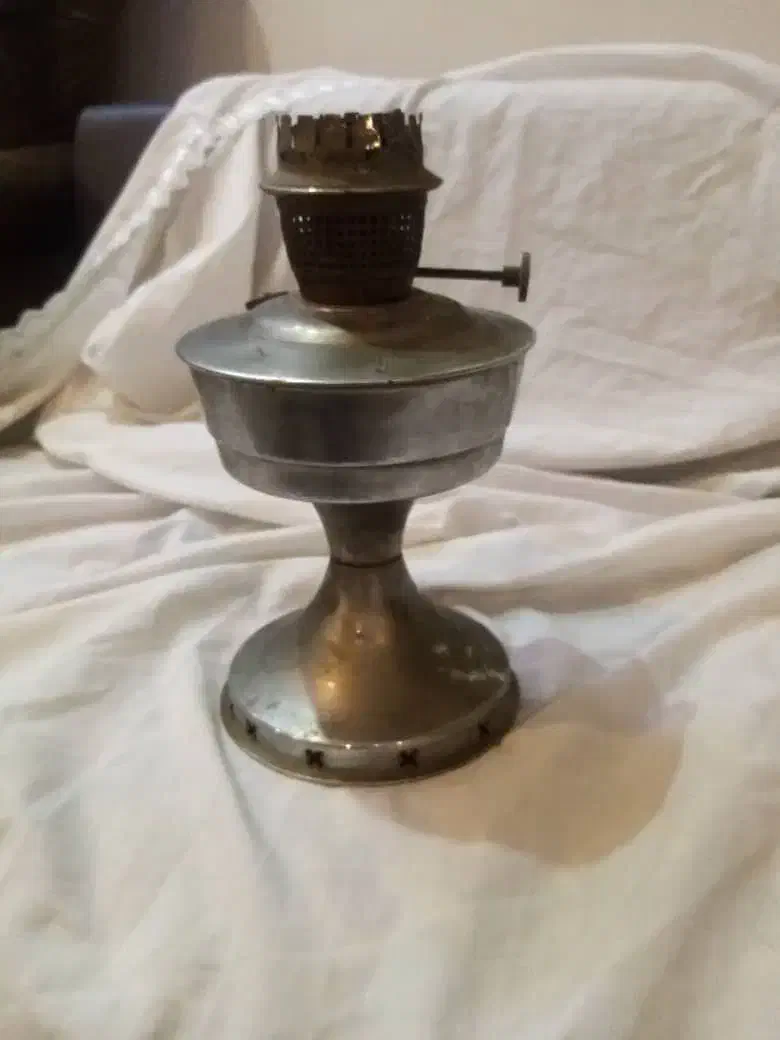 چراغ گردسوز|کلکسیون اشیاء عتیقه|هشتگرد, مدرس|دیوار