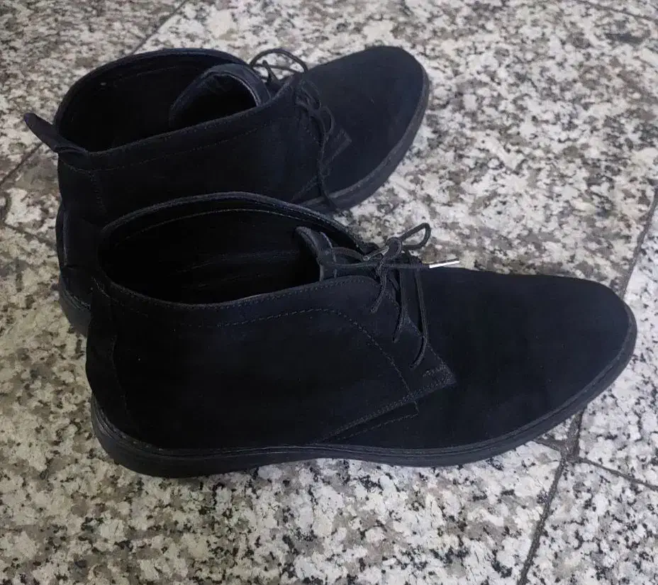 نیم بوت چرم اشبالت ۴۲|کیف، کفش، کمربند|تهران, دردشت|دیوار