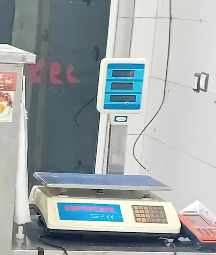 ترازو|قطعات و لوازم جانبی رایانه|شیروان (خراسان), |دیوار