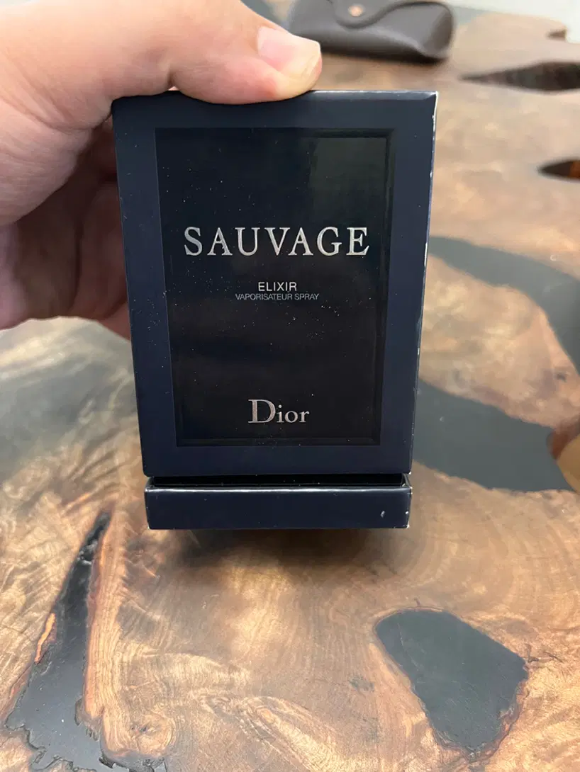 عطر دیور ساواج اورجینال به شرط کارشناس شما|آرایشی، بهداشتی، درمانی|تهران, قیطریه|دیوار