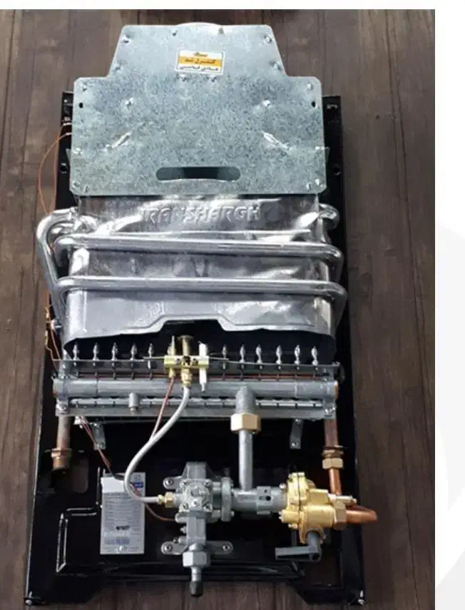 ابگرم کن دیواری|آبگرمکن، پکیج، شوفاژ|دورود, |دیوار