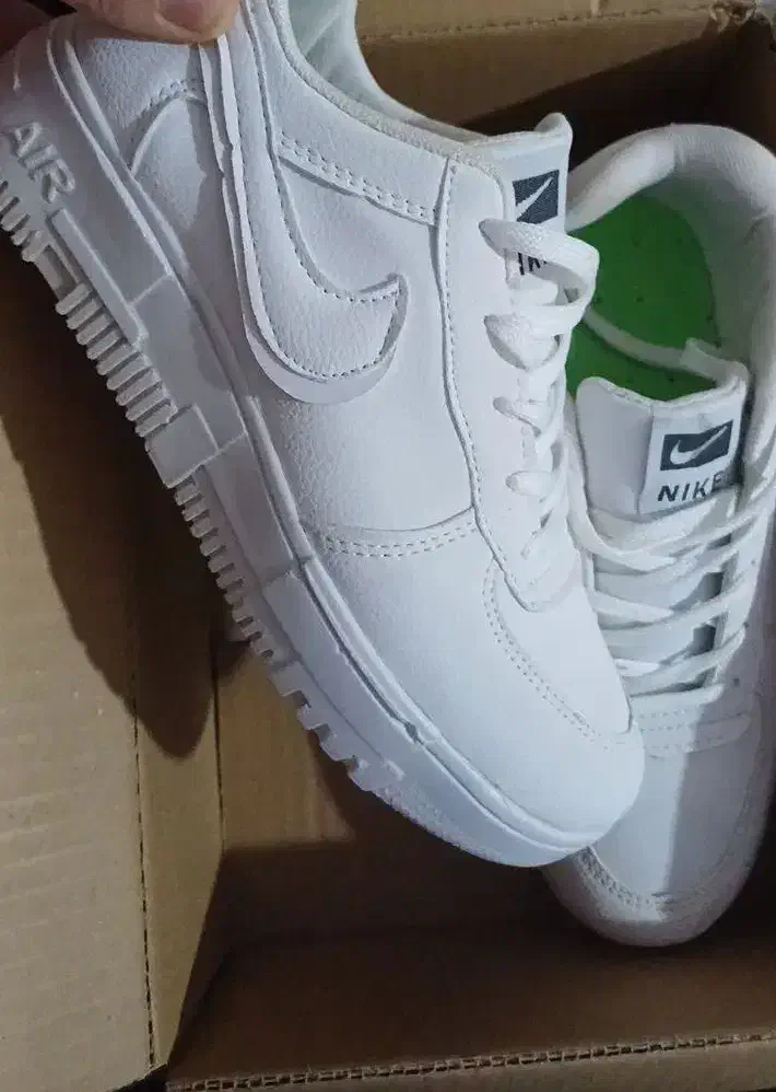 کفش اسپرت نایکی|کیف، کفش، کمربند|فامنین, |دیوار