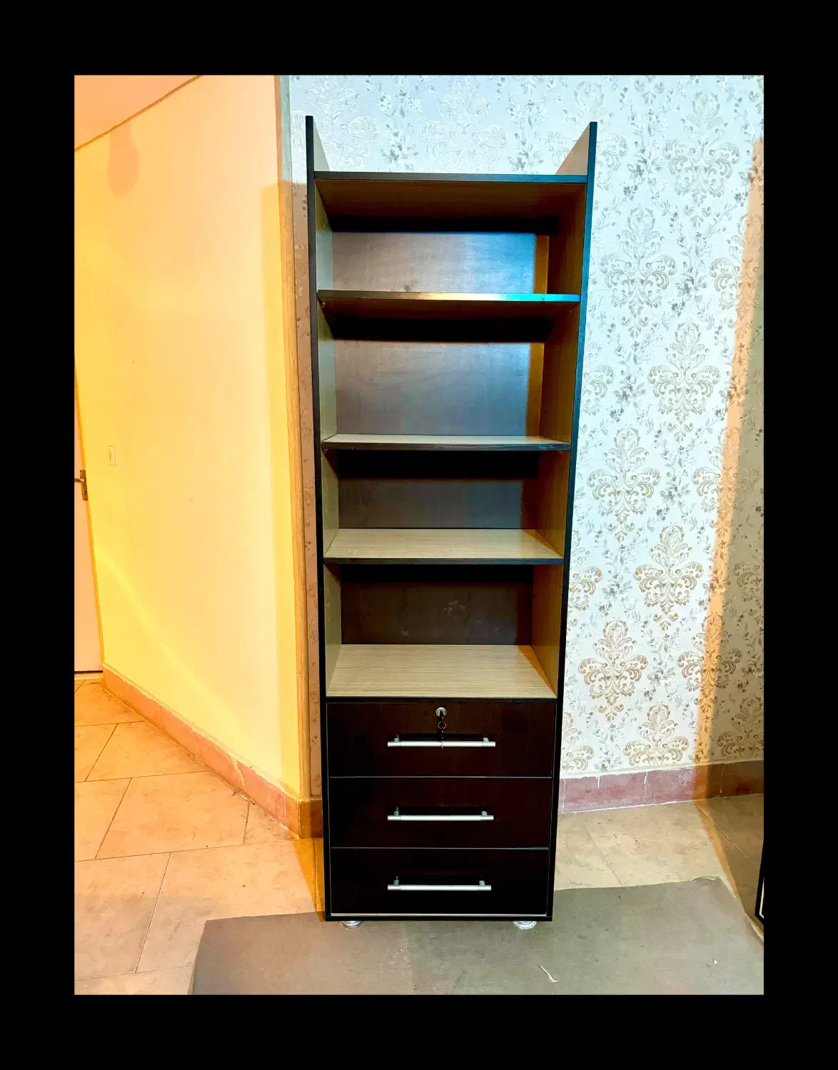 کتابخانه|کتابخانه، شلف، قفسه‌های دیواری|شیراز, زرگری|دیوار