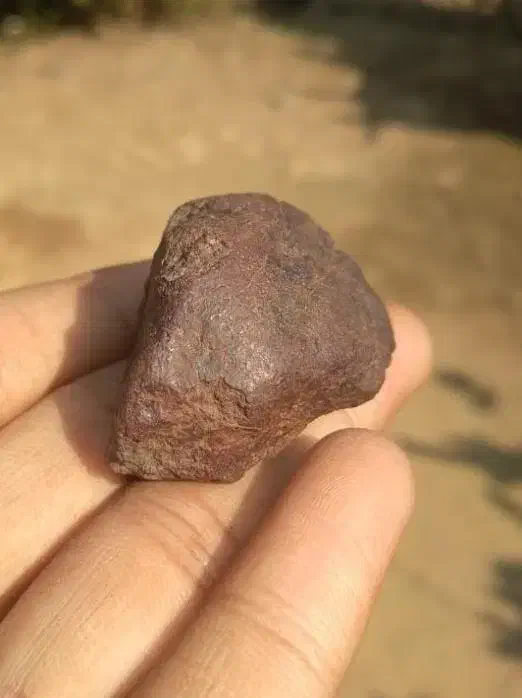 کارشناسی شهاب سنگ وسنگ قیمتی|کلکسیون اشیاء عتیقه|قائن, |دیوار