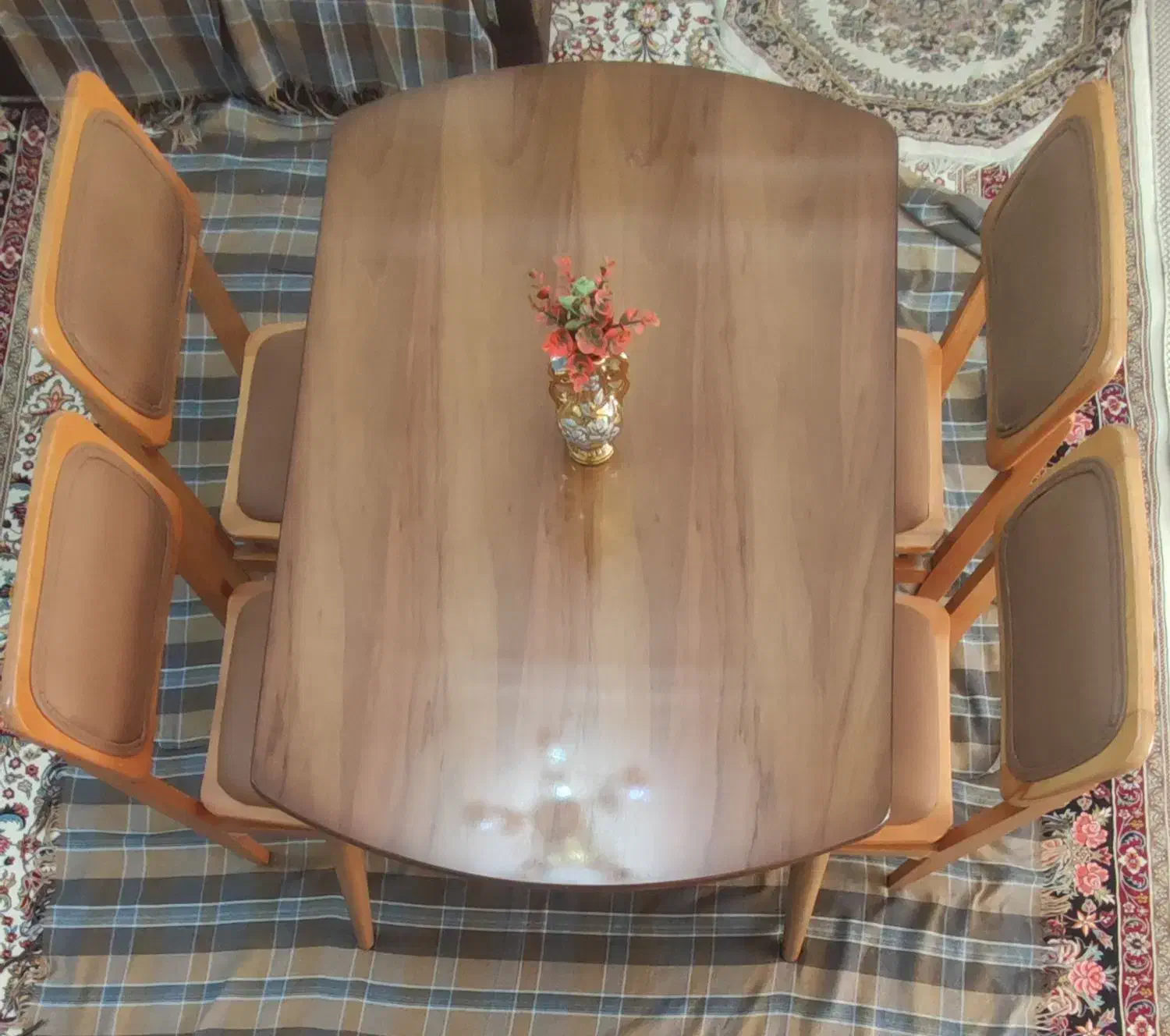 میز 4نفره غذا خوری|میز و صندلی غذاخوری|همدان, |دیوار