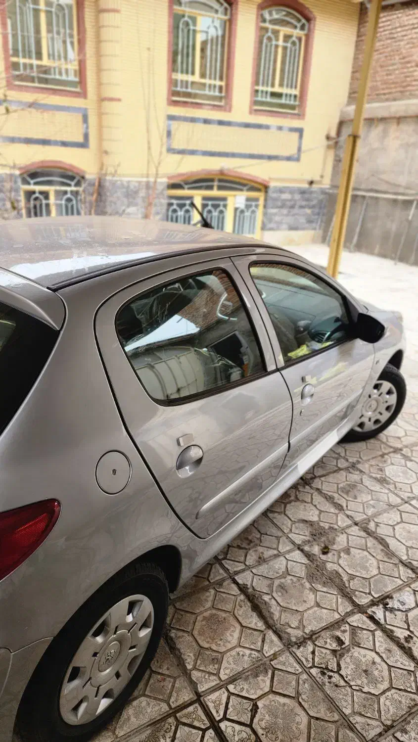 207i tu5p خشک|خودرو سواری و وانت|میاندوآب, |دیوار