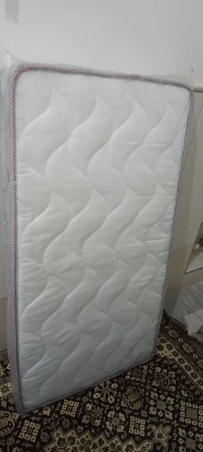 تشک تخت نوزاد|تشک تختخواب|قم, زند آباد|دیوار