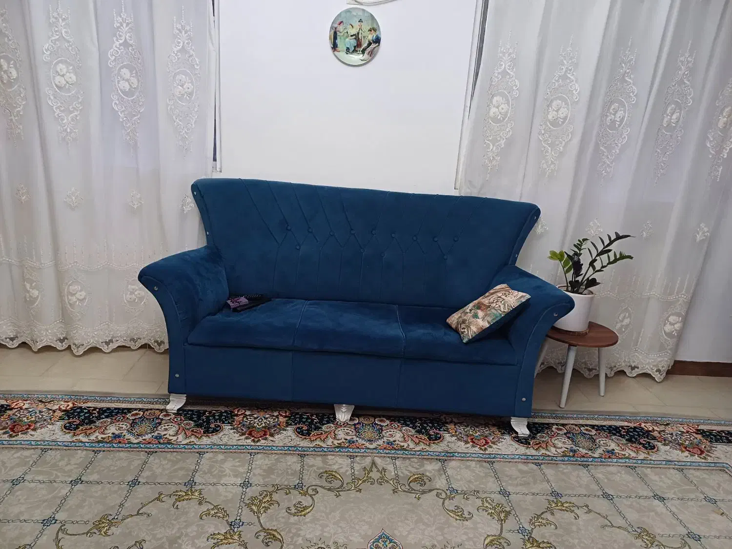 مبل راحتی|مبلمان خانگی و میز عسلی|رشت, پل تالشان|دیوار