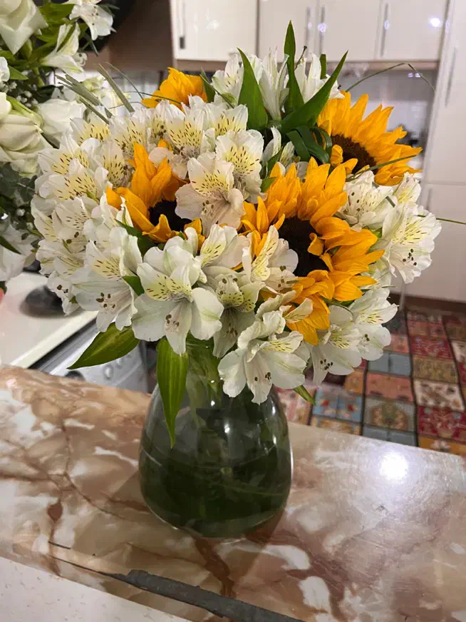 باکس گل طبیعی زیبا ،گل و گلدان|گل و گیاه طبیعی|قم, علی آباد سعدگان|دیوار