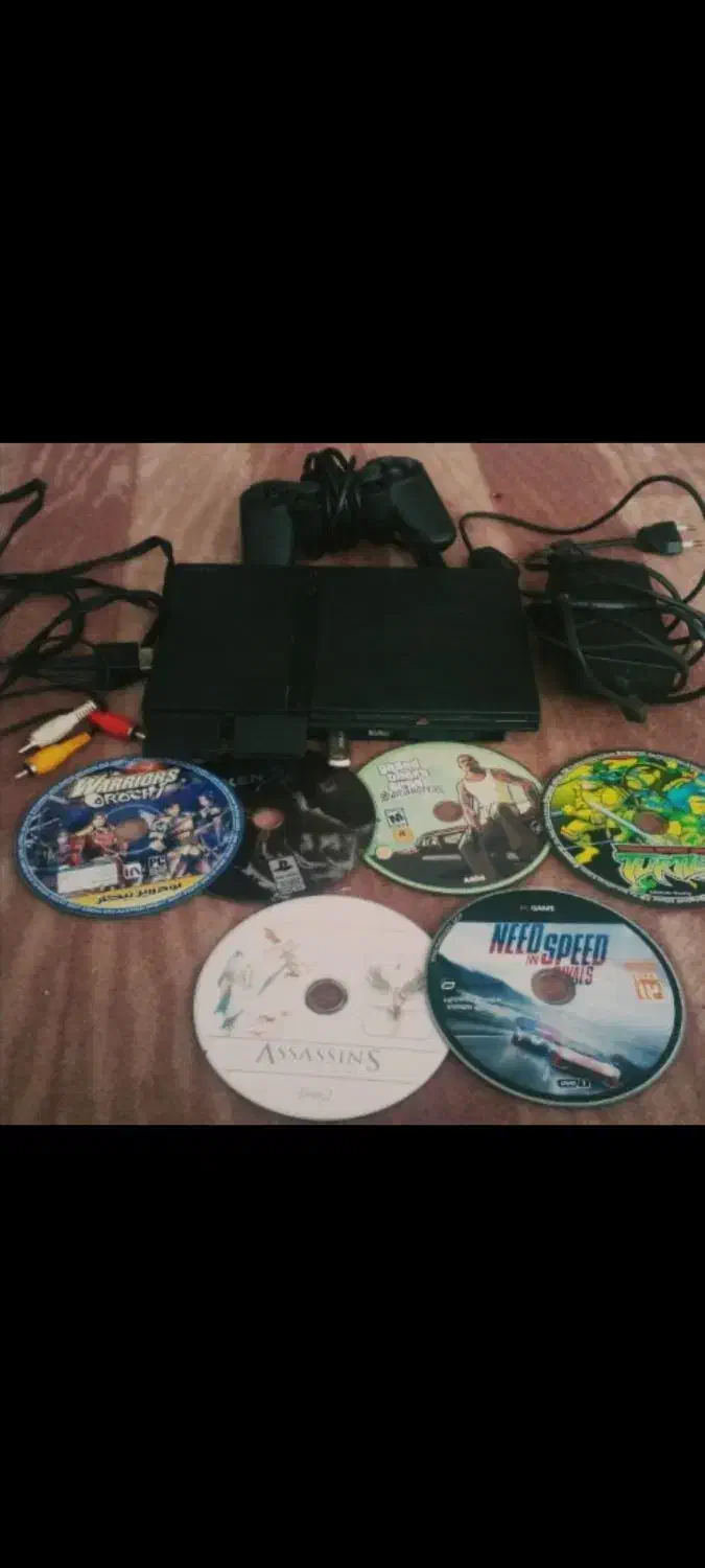 پلی استیشن دو فلش خور به همراه بازی ها|کنسول، بازی ویدئویی و آنلاین|بناب, |دیوار