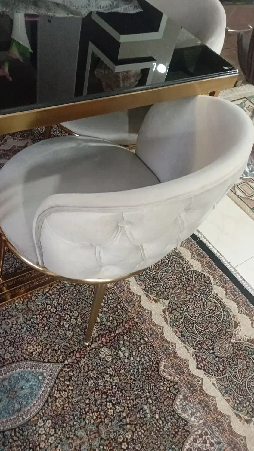 میز نهار خوری چهار نفره|میز و صندلی غذاخوری|صدرا-فارس, فاز ۲|دیوار