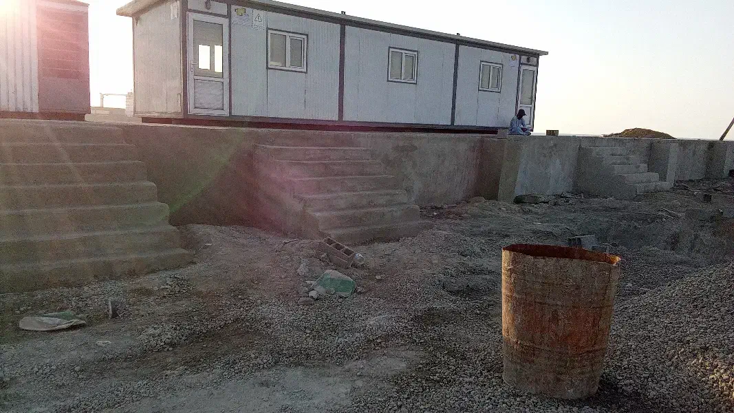 استا بنا. دیوارچینی سیمان کاری نرمه بتن سپتیک حوض|خدمات پیشه و مهارت|چابهار, |دیوار