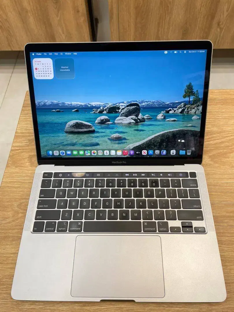 MacBook Pro 2020 - تاچ بار - i7 - 16g|رایانه همراه|قزوین, |دیوار