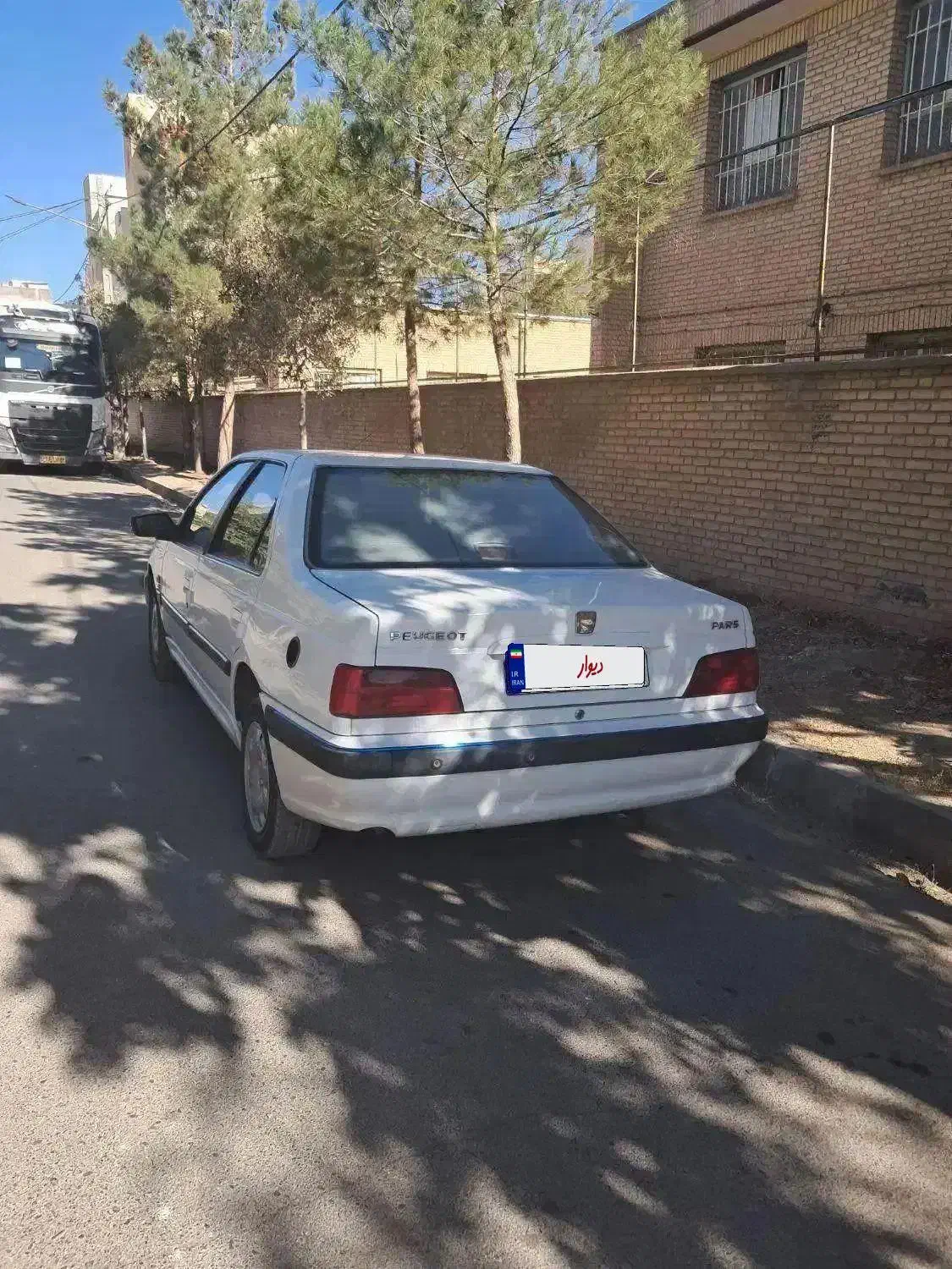 پژو پارس دوگانه کارخانه تک برگ سند شاسی سالم مدل۹۴|خودرو سواری و وانت|تربت‌حیدریه, ۴۵ متری|دیوار