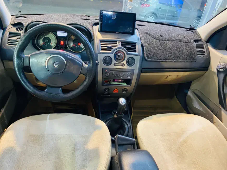 مگان دنده ۱۶۰۰ مدل ۹۰ مشکی قابل معاوضه|خودرو سواری و وانت|کرج, گوهردشت|دیوار