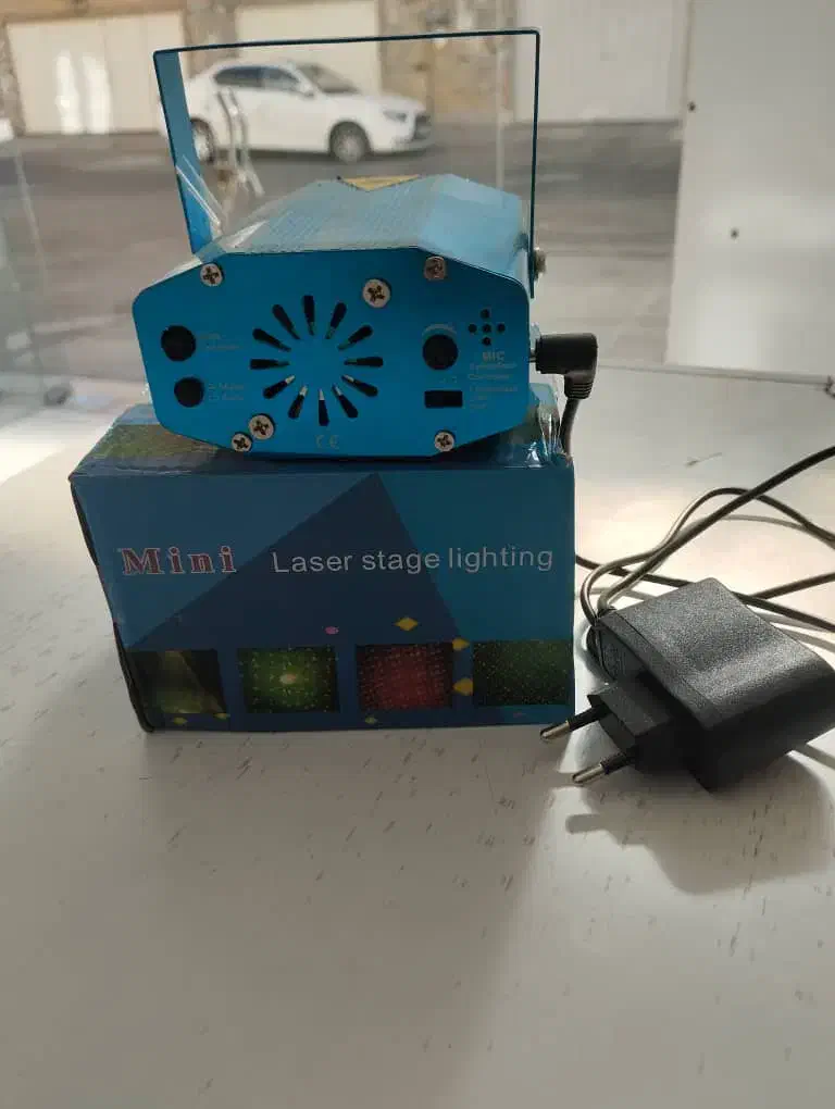 رقص نور لیزری|صوتی و تصویری|اندیشه, اندیشه فاز ۱|دیوار