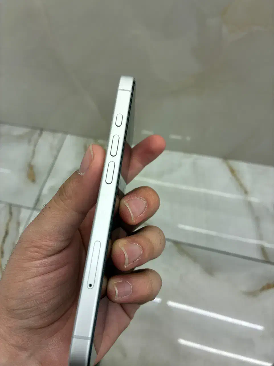 iphone 16 256|موبایل|شیراز, معالی‌آباد|دیوار