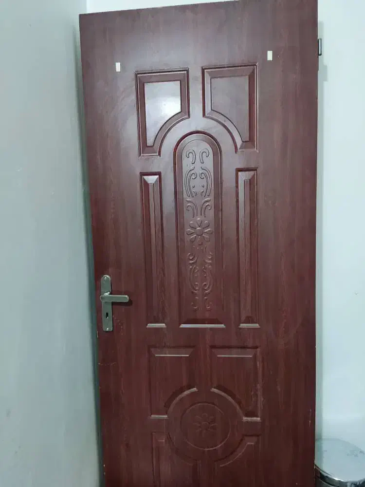 در اتاق|تخت و سرویس خواب|اردبیل, |دیوار