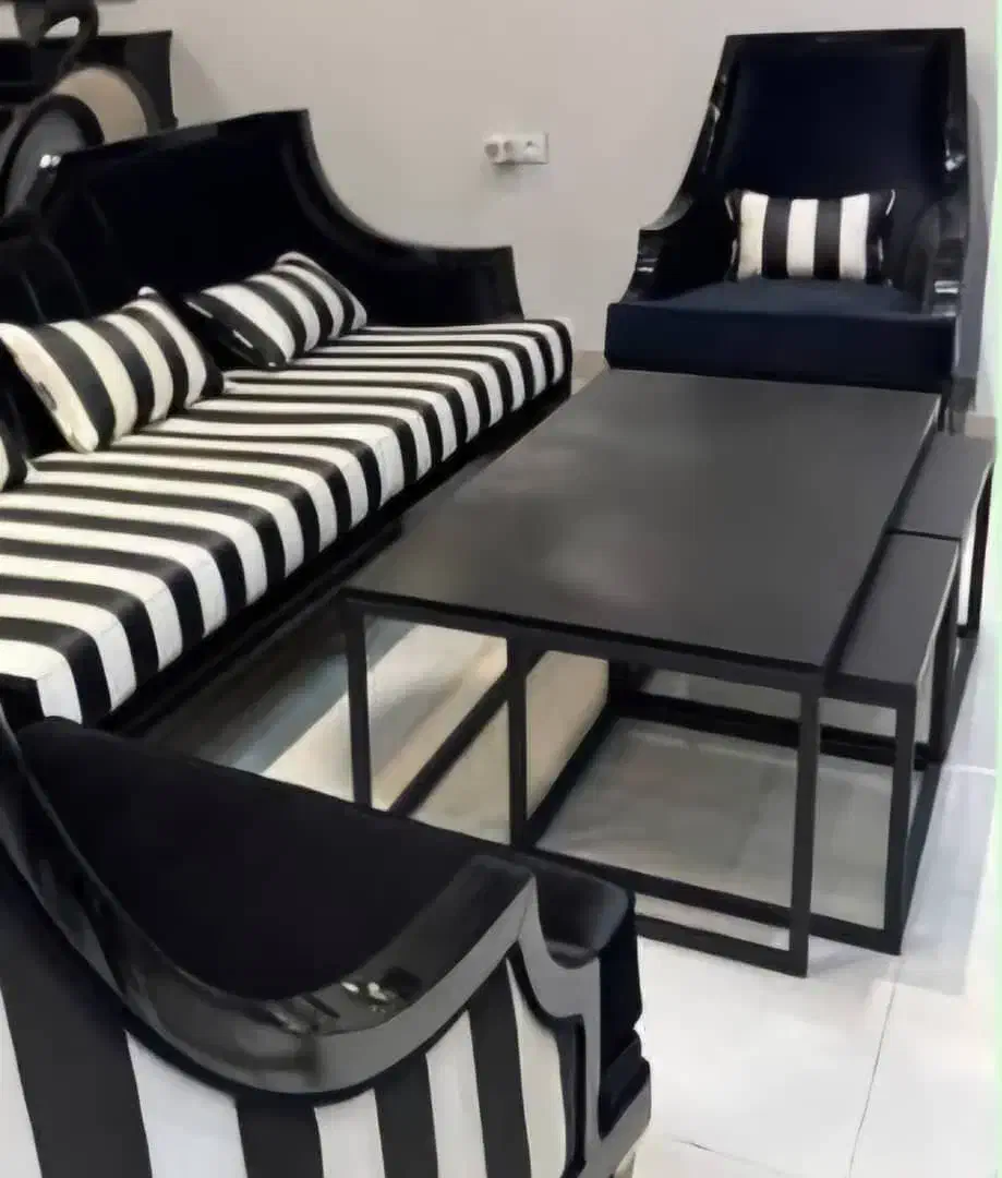 میز جلومبلی و کنارمبلی مدرن کاملا نو  (تخفیف دارد)|مبلمان خانگی و میز عسلی|تهران, شهرک محلاتی|دیوار