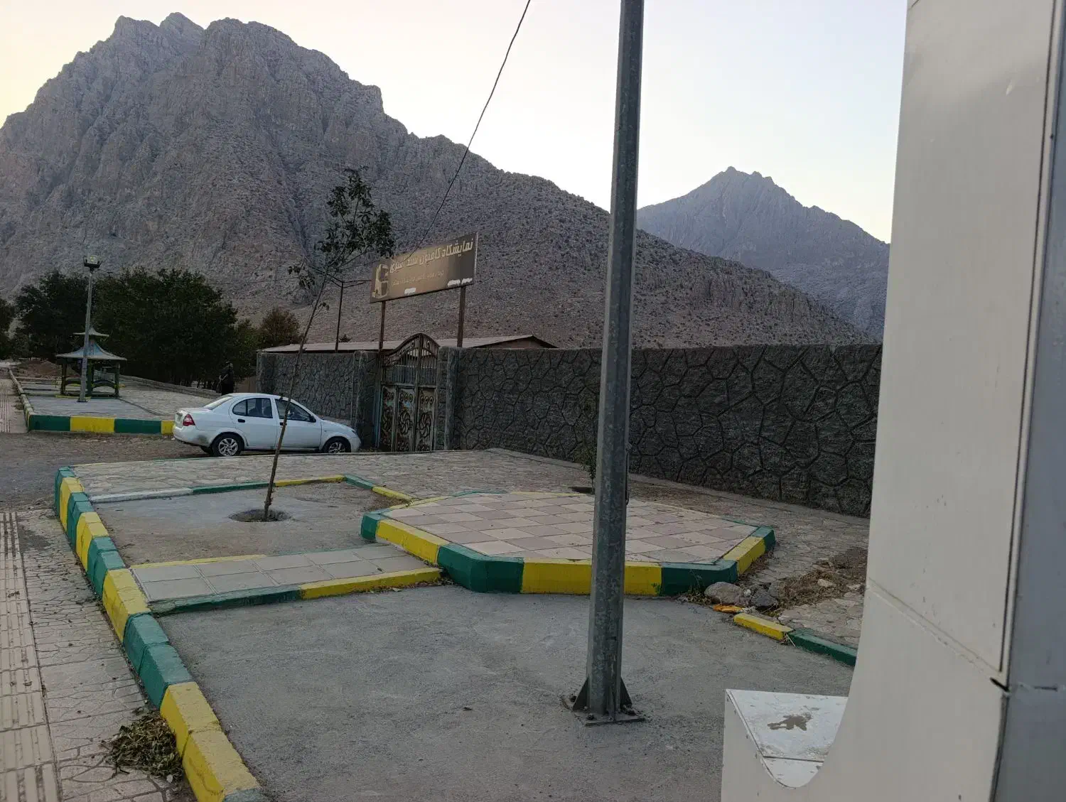 فروش ملک ۴۰۰۰متری اول شهر تاریخی بیستون|فروش دفتر صنعتی، کشاورزی، تجاری|کرمانشاه, |دیوار