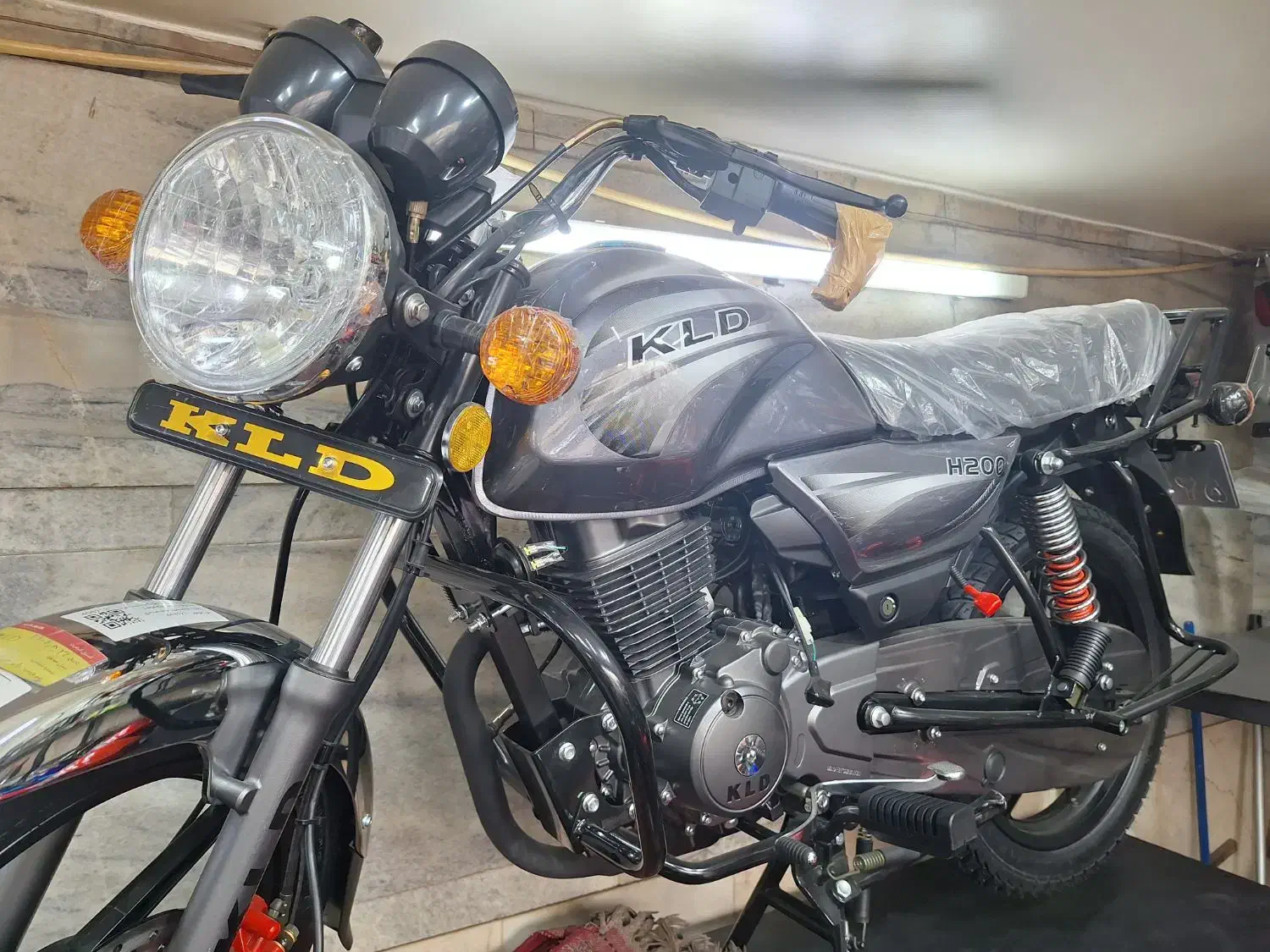 kld 200 صفر|موتورسیکلت|تهران, ایران|دیوار
