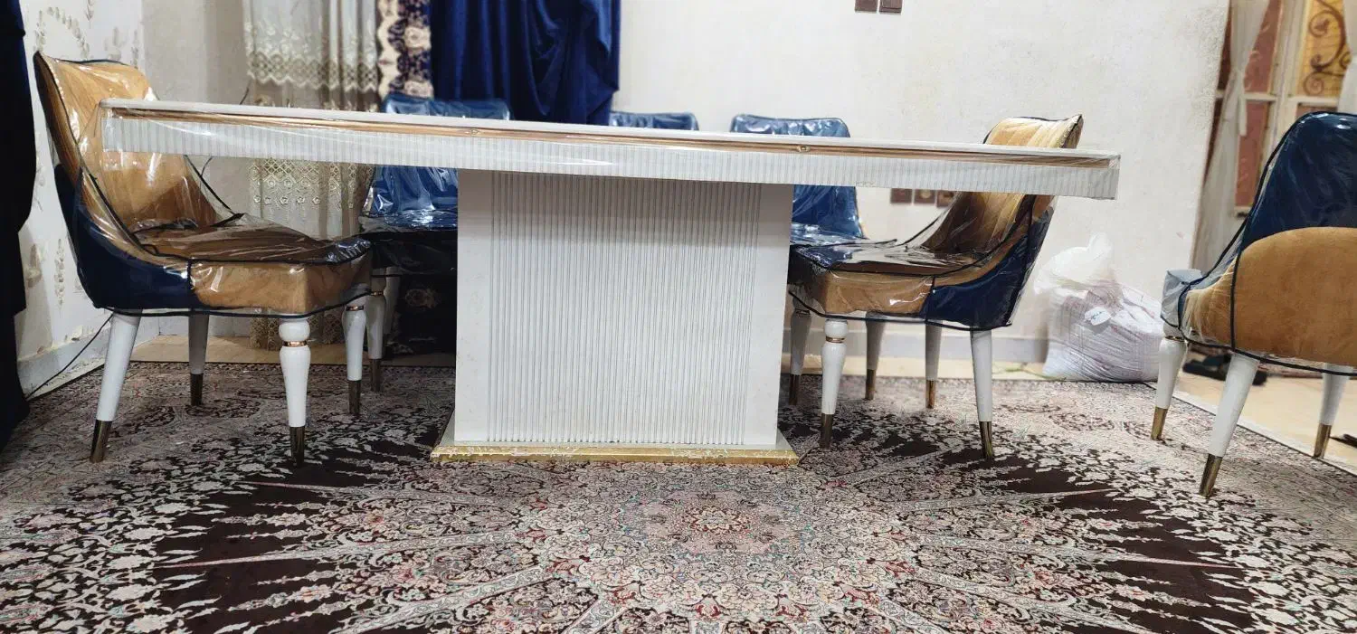 میز غذا خوری ۸ نفره|میز و صندلی غذاخوری|بم, |دیوار