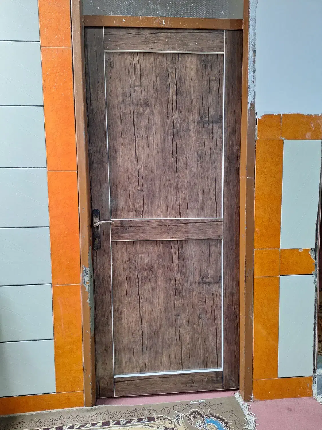 درب همراه با چارچوب|مصالح و تجهیزات ساختمان|لنده, |دیوار