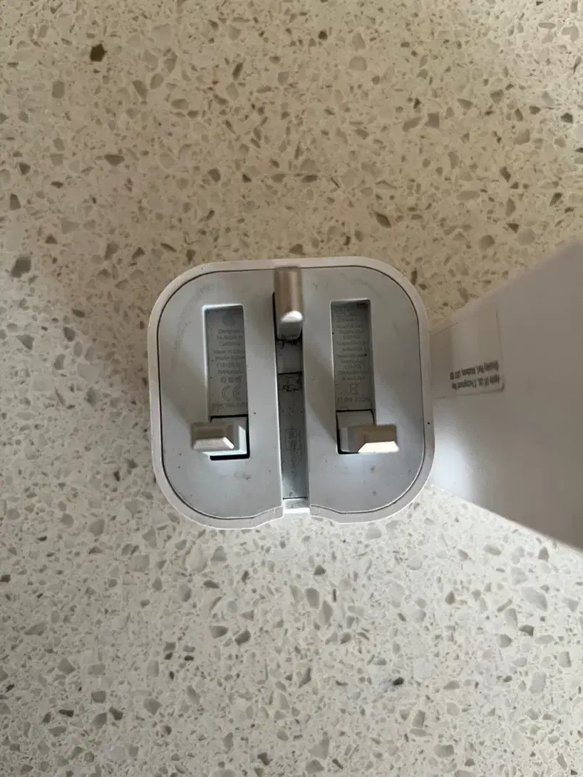 آداپتور 20w اپل|لوازم جانبی موبایل و تبلت|تهران, قزل قلعه|دیوار