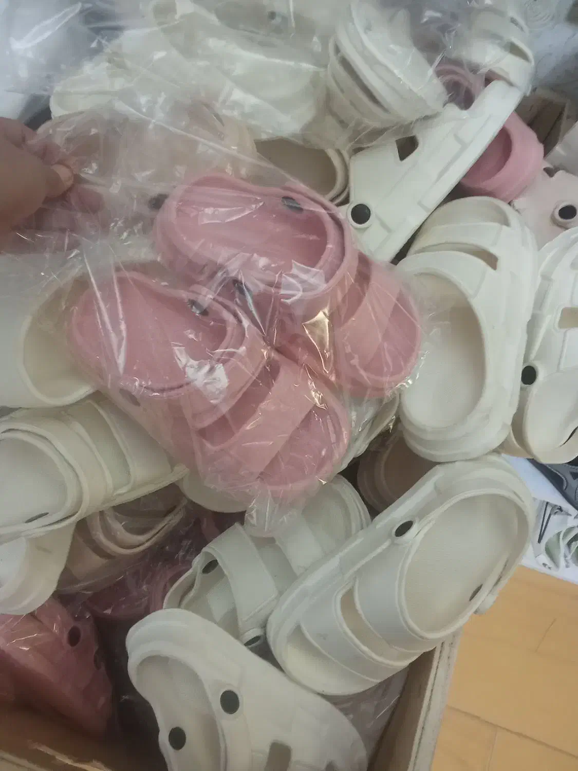 دمپایی جنس خوب ۱۰۰|کیف، کفش، کمربند|سبزوار, امیر کبیر|دیوار