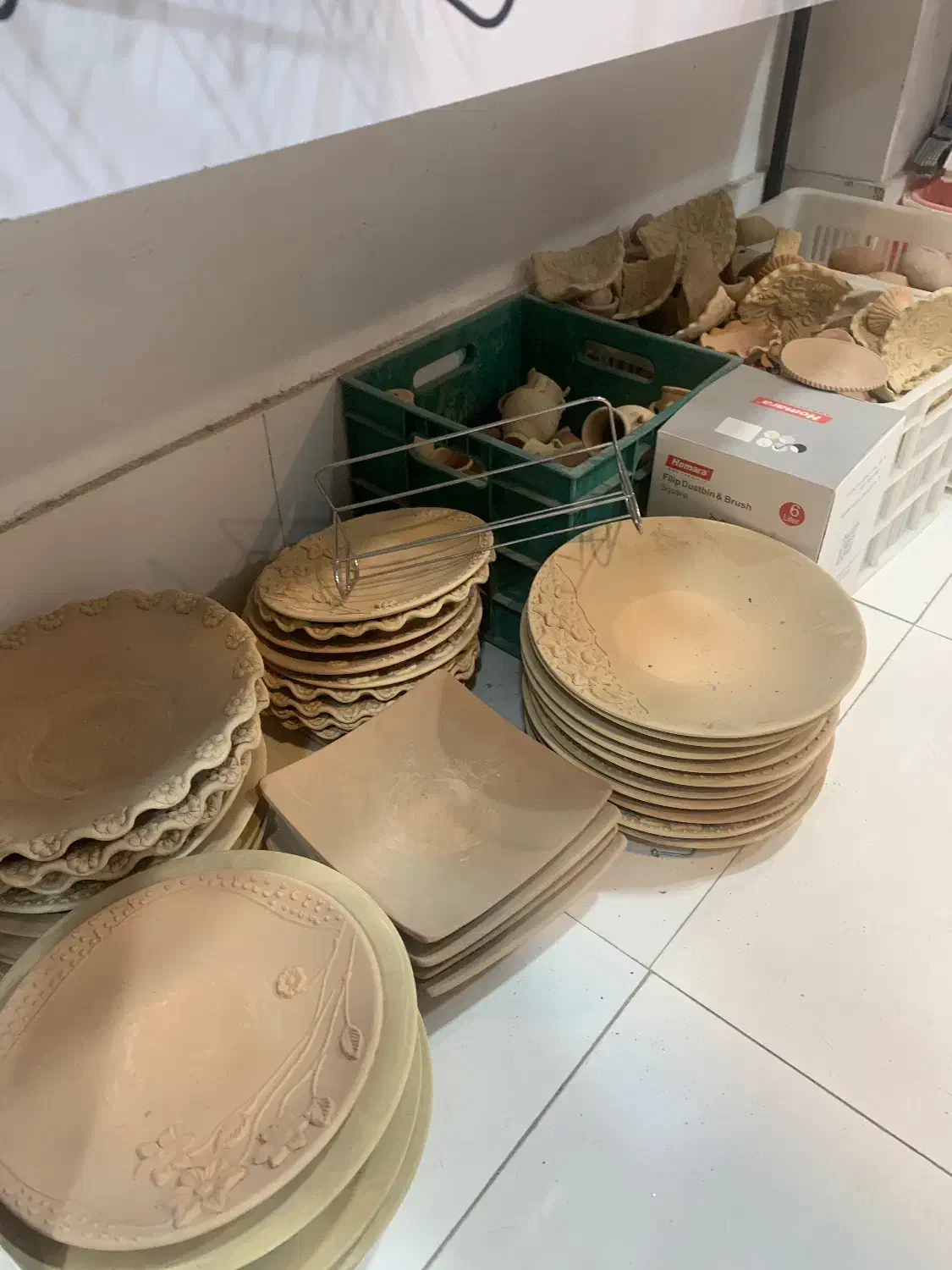 کوزه سفالی|عمده‌فروشی|شیروان (خراسان), |دیوار
