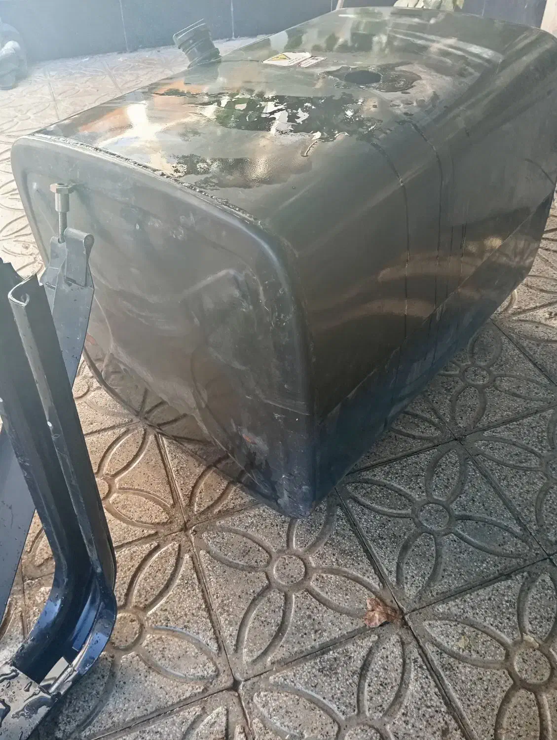 باک 300 لیتری فابریک کشنده دایون|قطعات یدکی و لوازم جانبی|کازرون, |دیوار