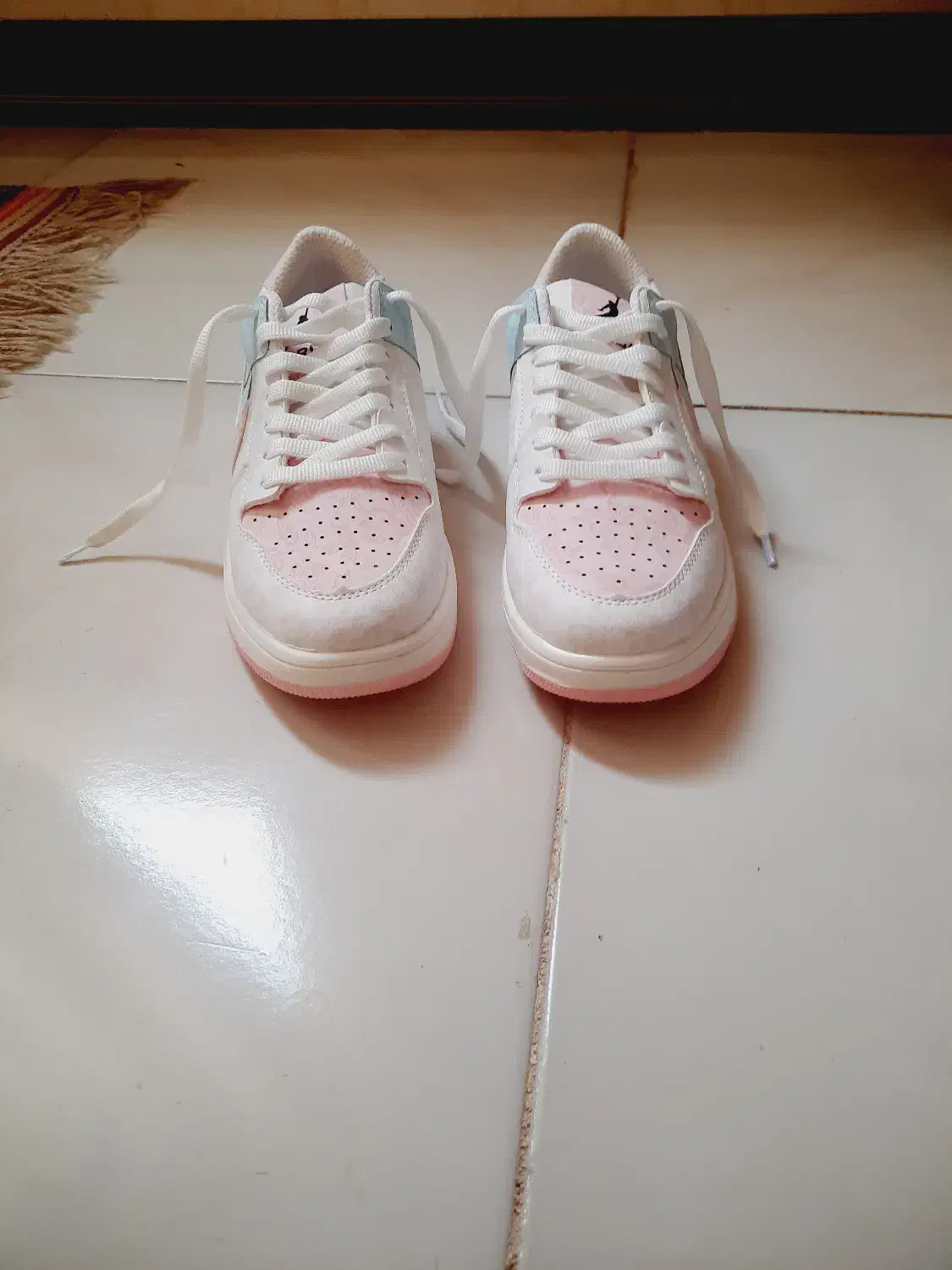 کفش اسپرت دخترانه مدل جردن        سایز 39|کیف، کفش، کمربند|صدرا-فارس, فاز ۲|دیوار