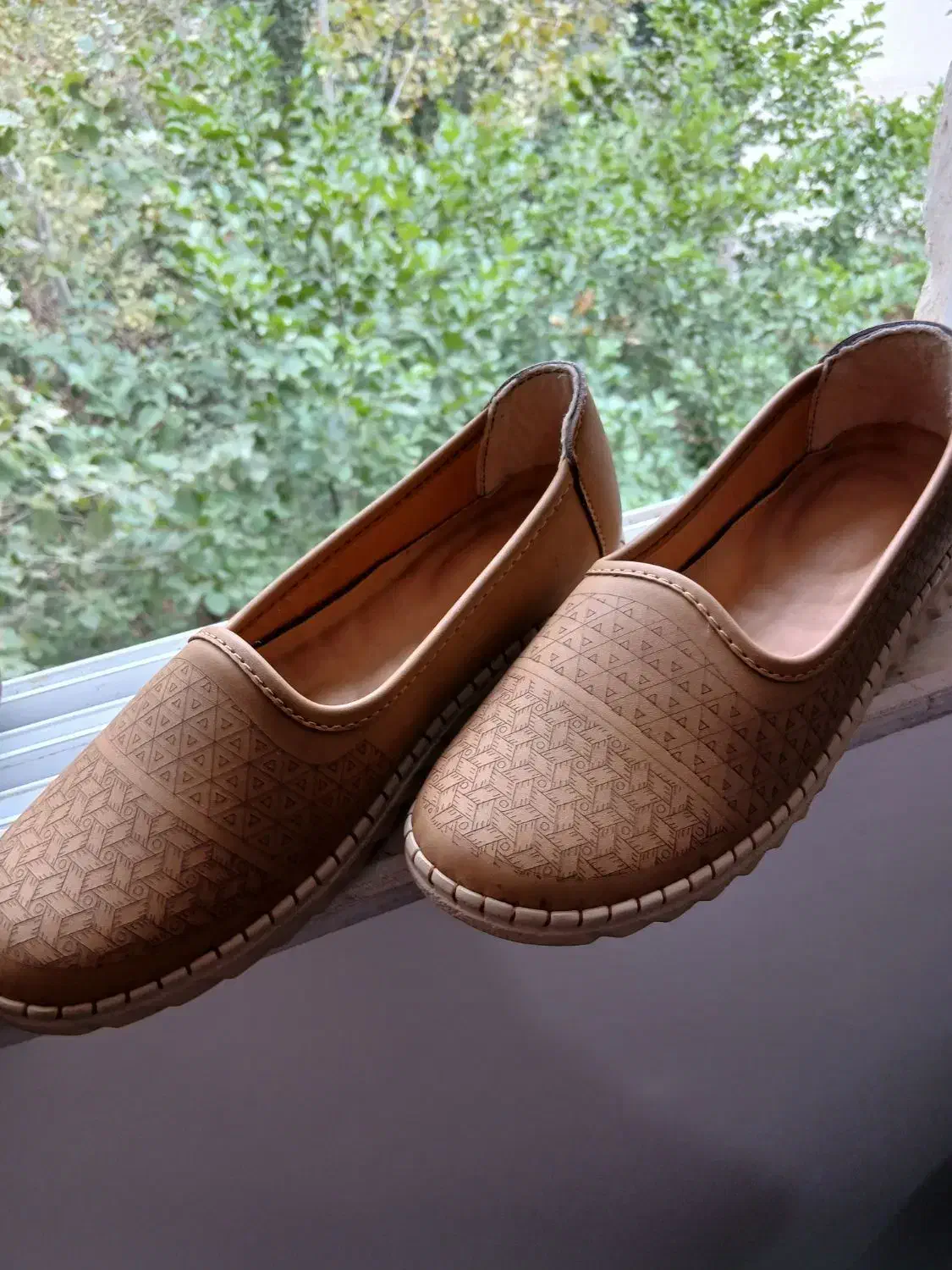 کفش طبی|کیف، کفش، کمربند|رشت, کوی حسینی|دیوار