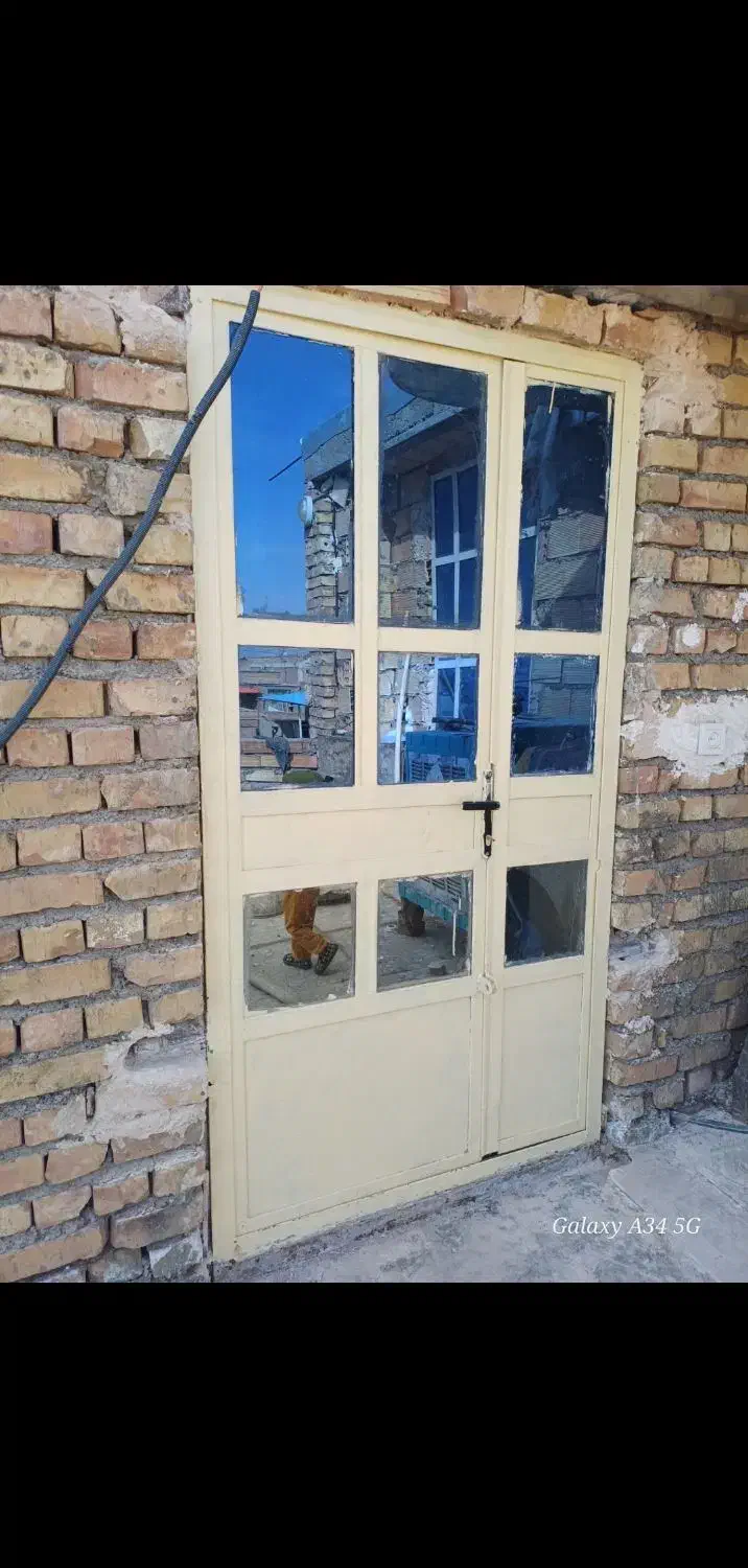 در و پنجره|مصالح و تجهیزات ساختمان|فیروزه, |دیوار