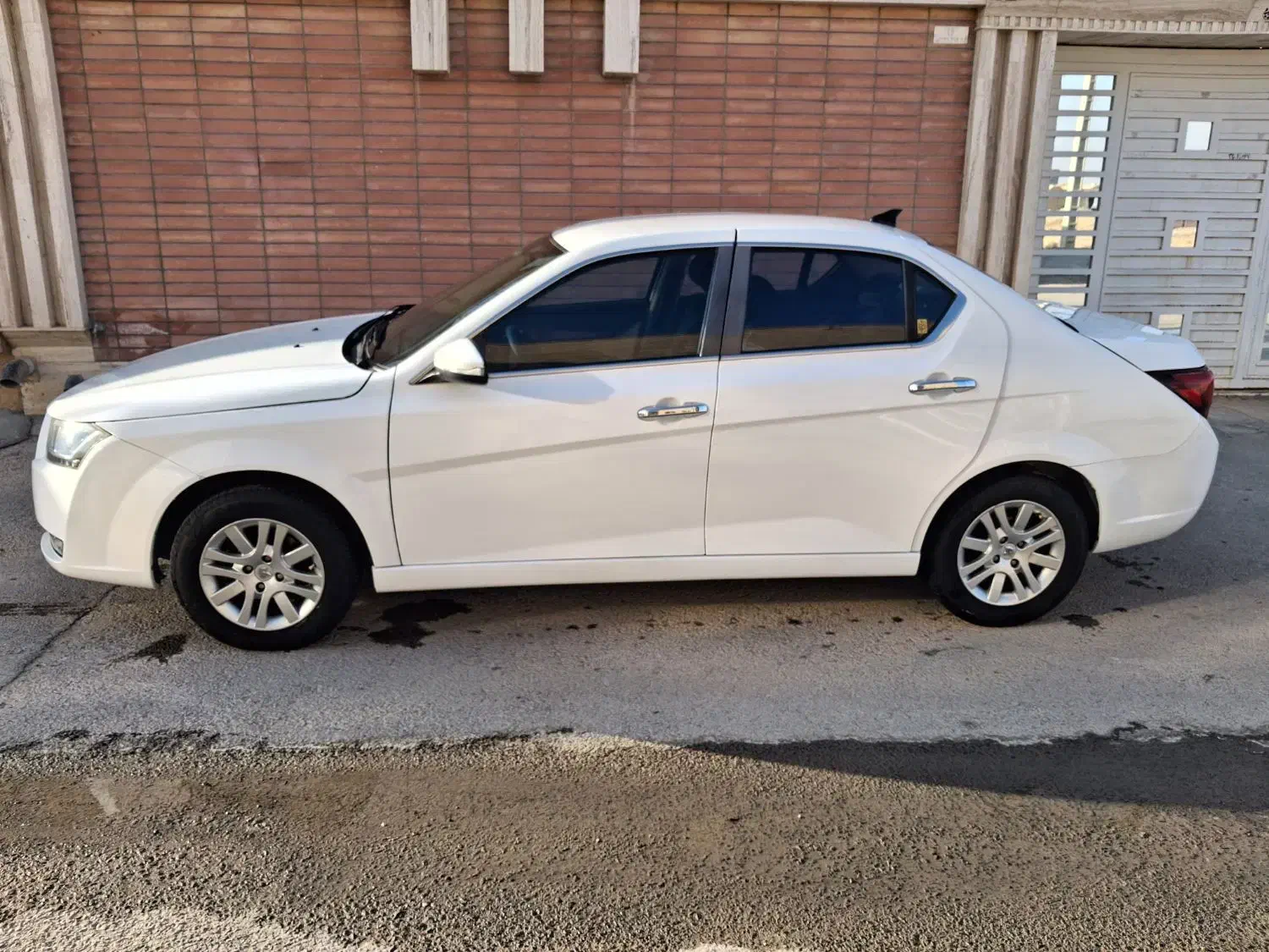 دنا پلاس ۱۴۰۰|خودرو سواری و وانت|اصفهان, بهارستان|دیوار