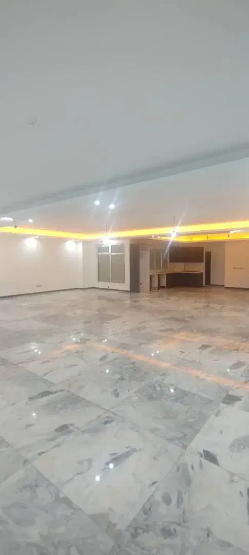 ۱۱۰۰ متر مستغلات، رهن و اجاره در بلوار کشاورز|اجارهٔ دفتر کار، اتاق اداری، مطب|تهران, بلوار کشاورز|دیوار