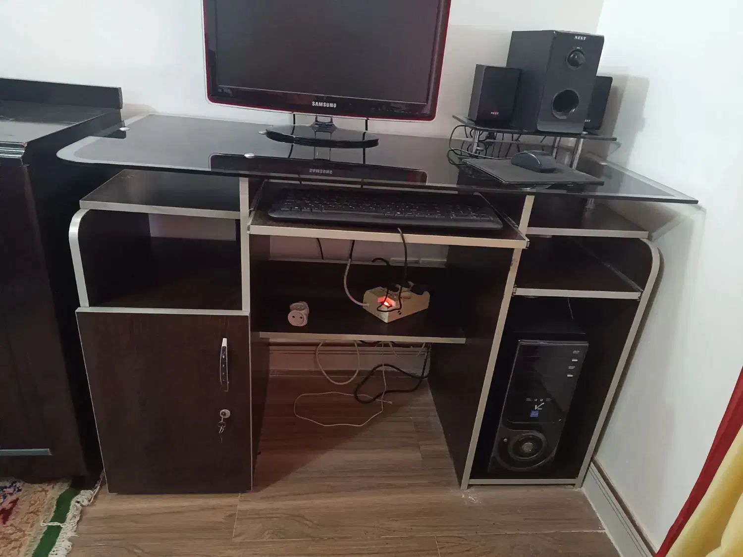 میز تحریر|میز تحریر و کامپیوتر|محمدیه-قزوین, |دیوار