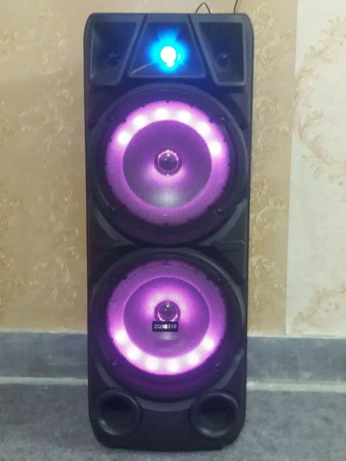 فروش فوری یک عدد اسپیکر درحد نو استفاده نشده|سیستم صوتی خانگی|کرج, حسین‌آباد|دیوار