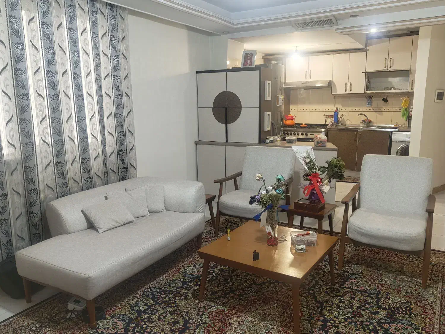 مبلمان|مبلمان خانگی و میز عسلی|تهران, امام زاده عبدالله|دیوار