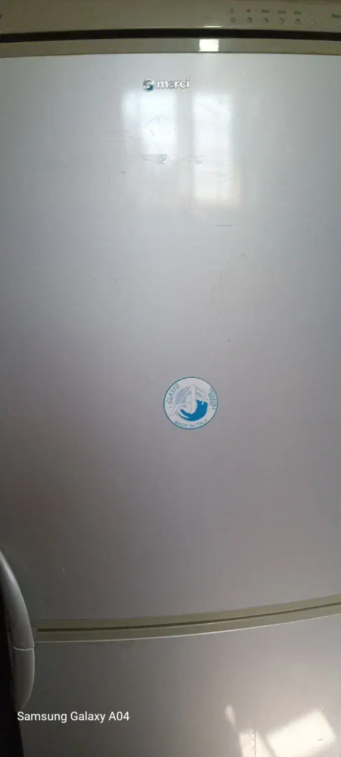 فروش یخچال|یخچال و فریزر|بم, |دیوار