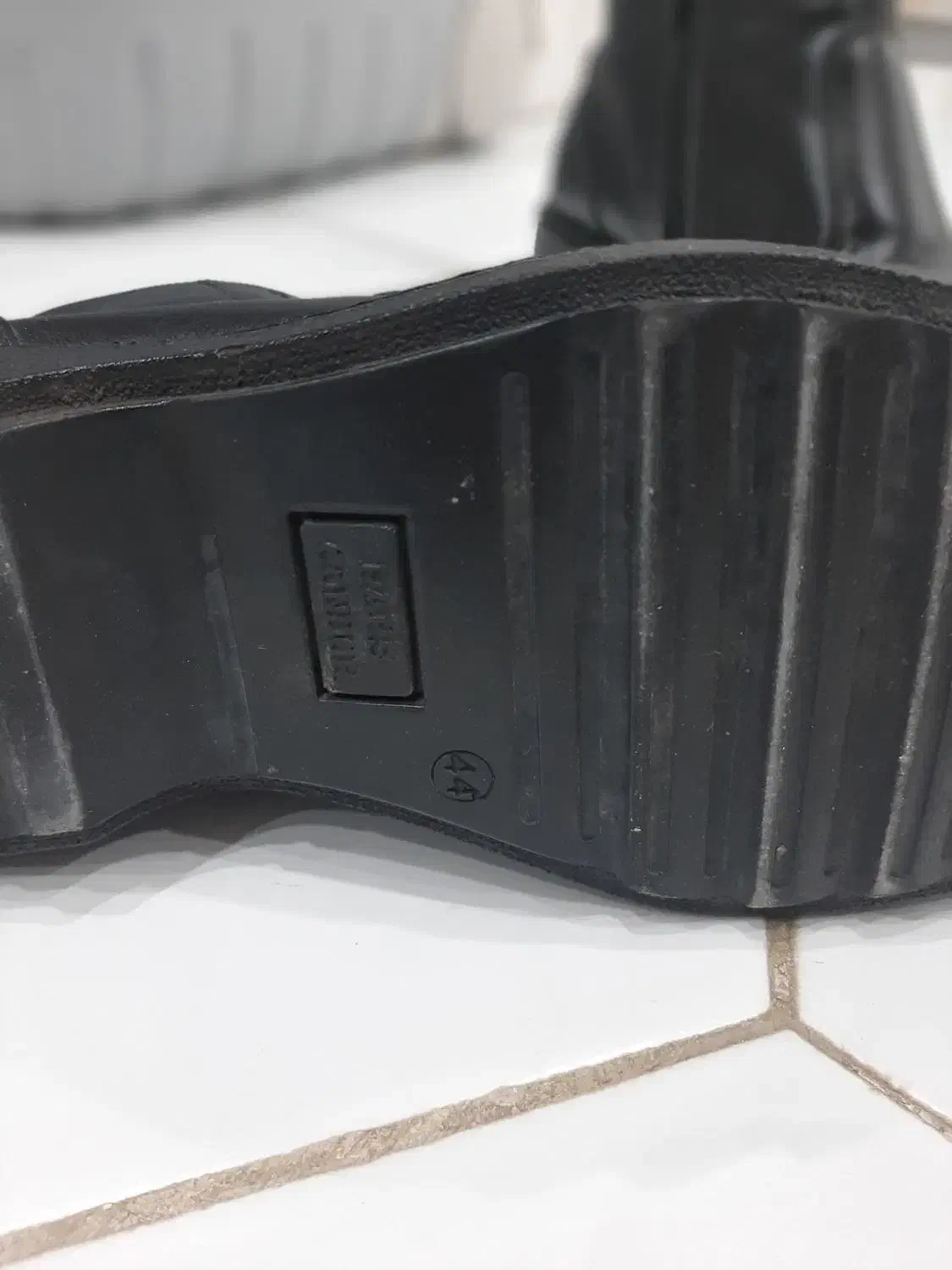 نیم بوت در حد سایز۴۴|کیف، کفش، کمربند|چرداول, |دیوار