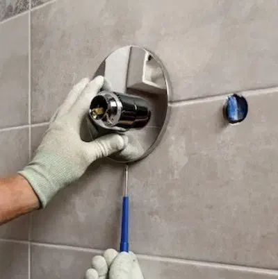 لوله کشی آب پنج لایه تک لایه نصب شیرالات لوله کش|خدمات پیشه و مهارت|لاهیجان, گلستان|دیوار