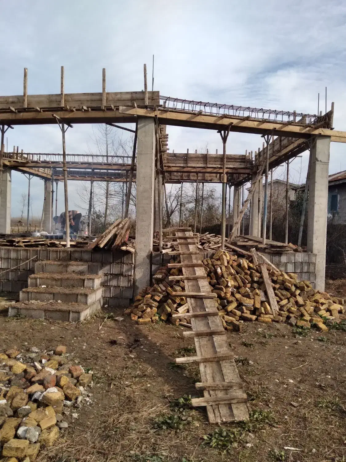 انجام هرگونه ارماتور بندی واسکلت|خدمات پیشه و مهارت|گوراب زرمیخ, |دیوار